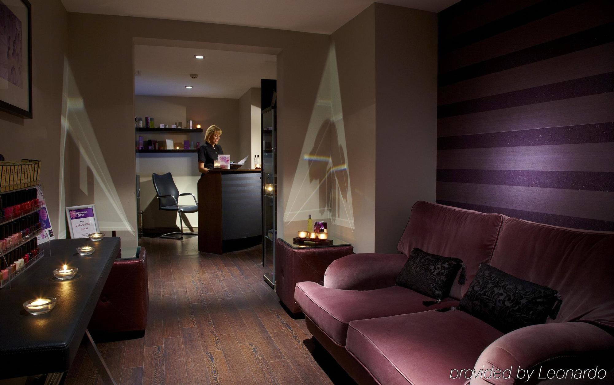 Village Hotel Chester St David'S Ewloe Esterno foto